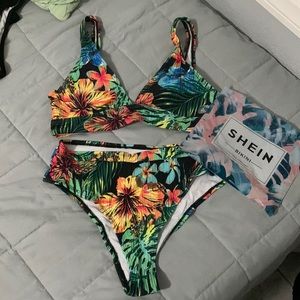 Tropical print bikini
